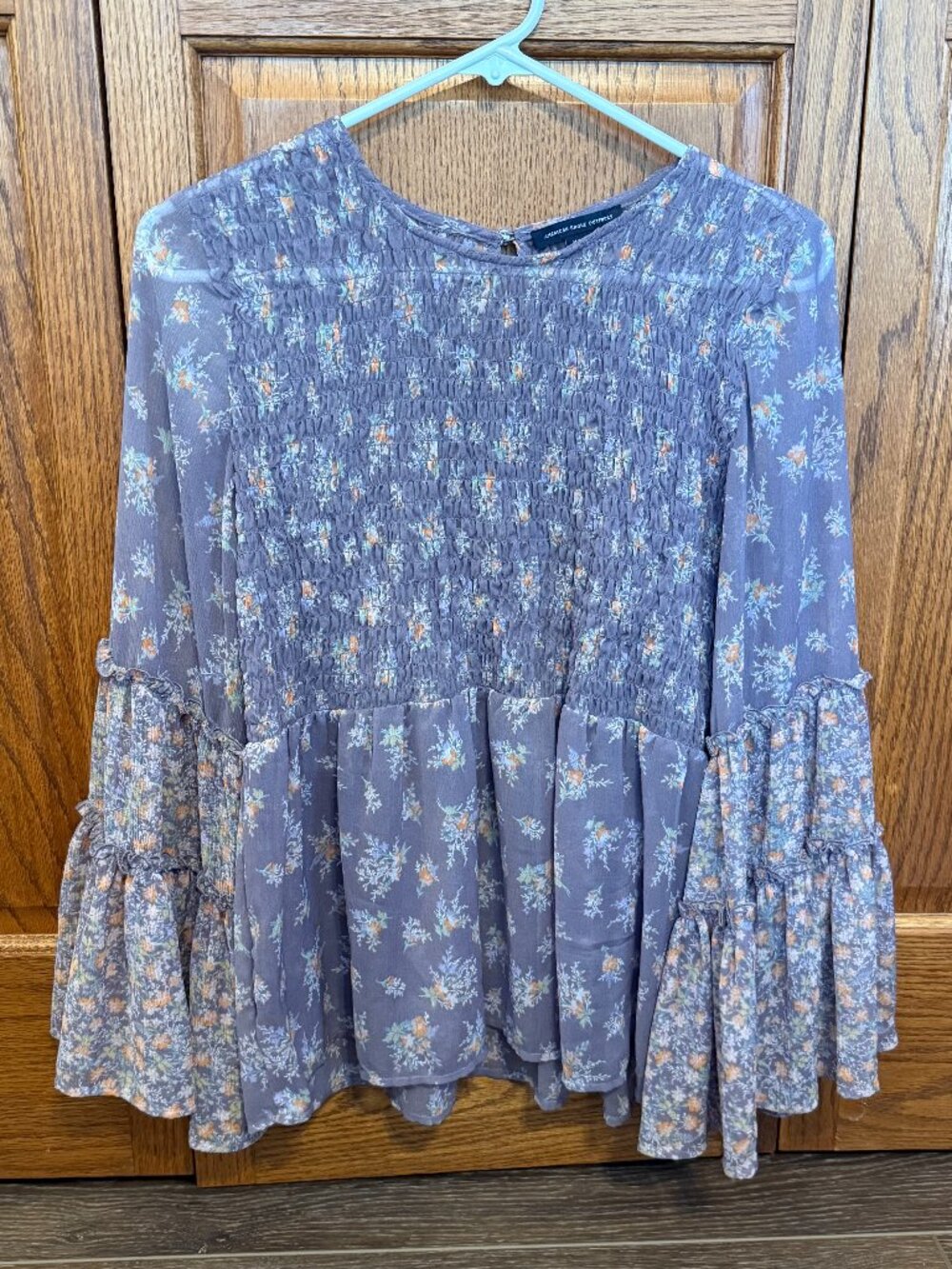 American Eagle Flare Sleeve Top – Size M